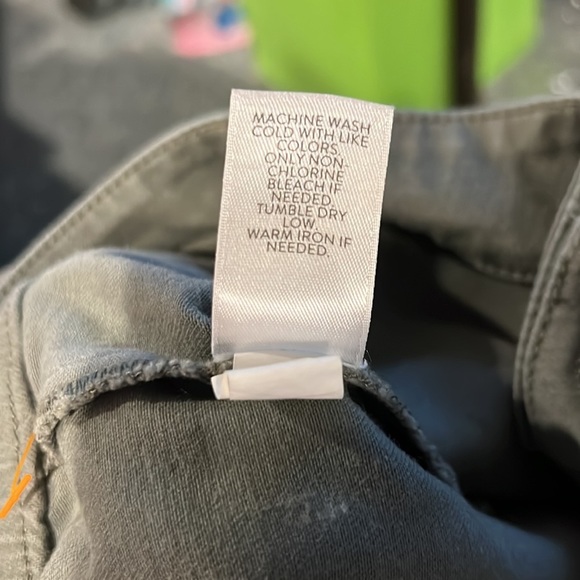 J JILL OLIVE CROP/ ANKLE PANTS SIZE 20 with embroidered embellishment - Picture 11 of 11